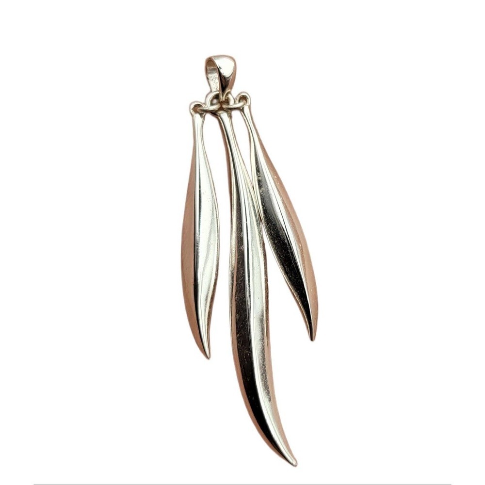 Shiny 925 Three Leaf Pendant